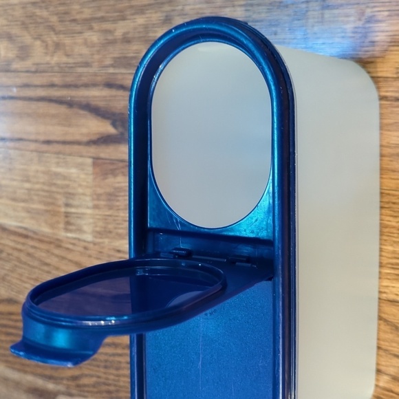 Tupperware Modular Mates Super Oval 2 Storage Container Blue Flip Top - Picture 2 of 10